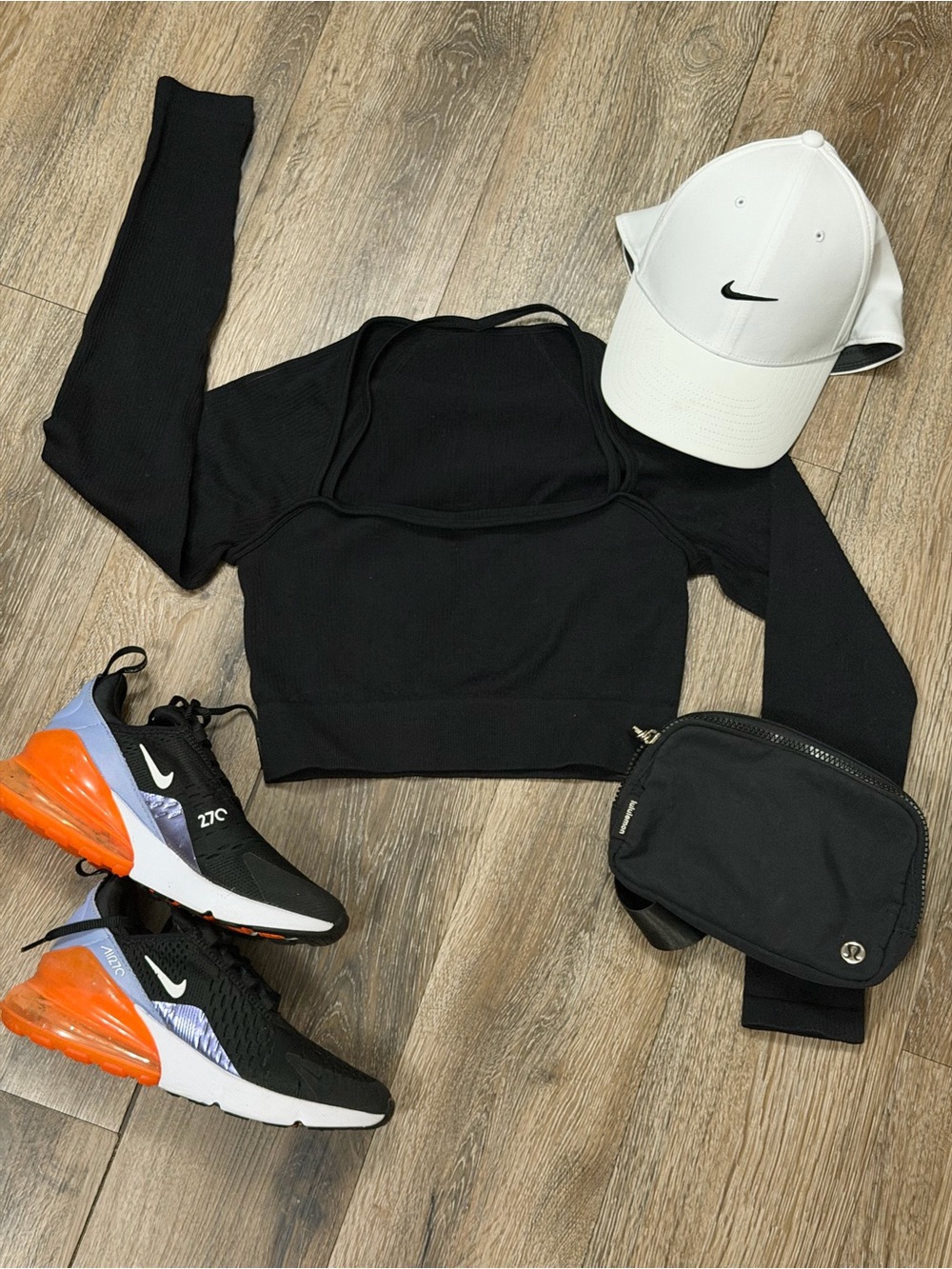 🖤 GOQQ Ribbed Long Sleeve Active Crop Top – Size Small
